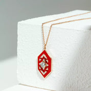 Aldebaran Pırlanta Taşlı ve Kırmızı Mineli Kolye