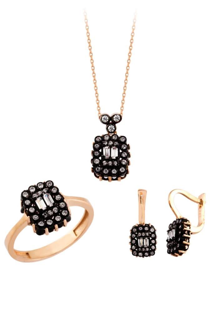 Altın Elmas Görünümlü Baget Taşlı Mini Set