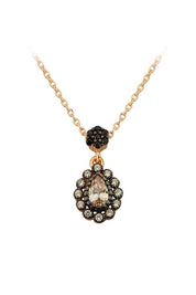 Altın Elmas Görünümlü Damla Kolye