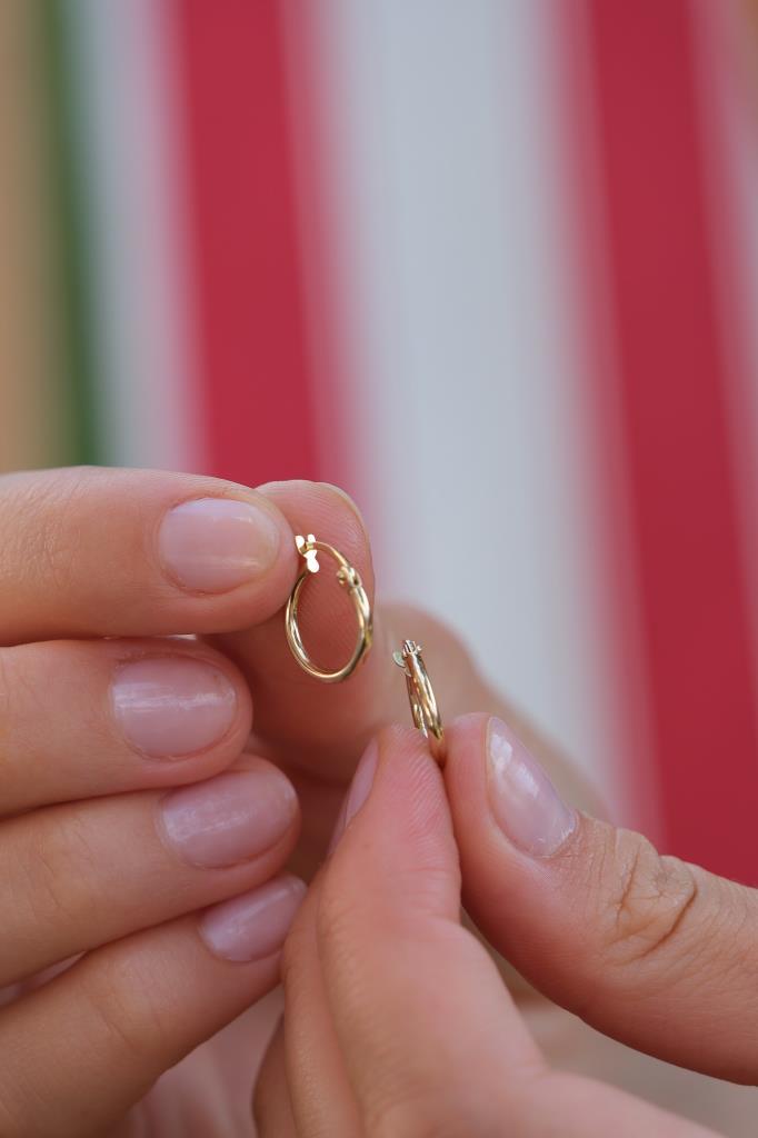 Gold Hoop Earrings 1Cm Diameter