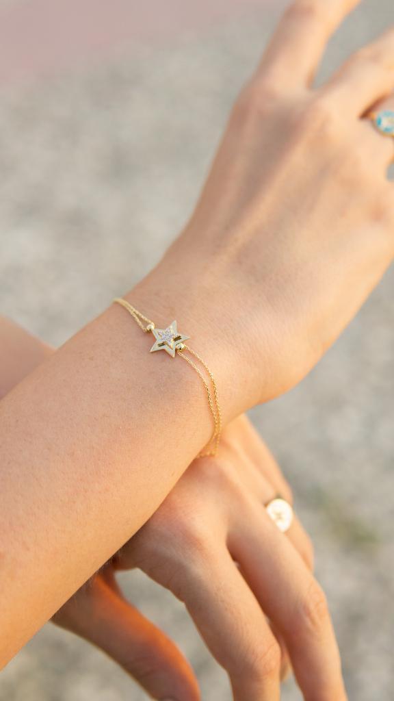 Golden Thin Star Bracelet 20 Cm