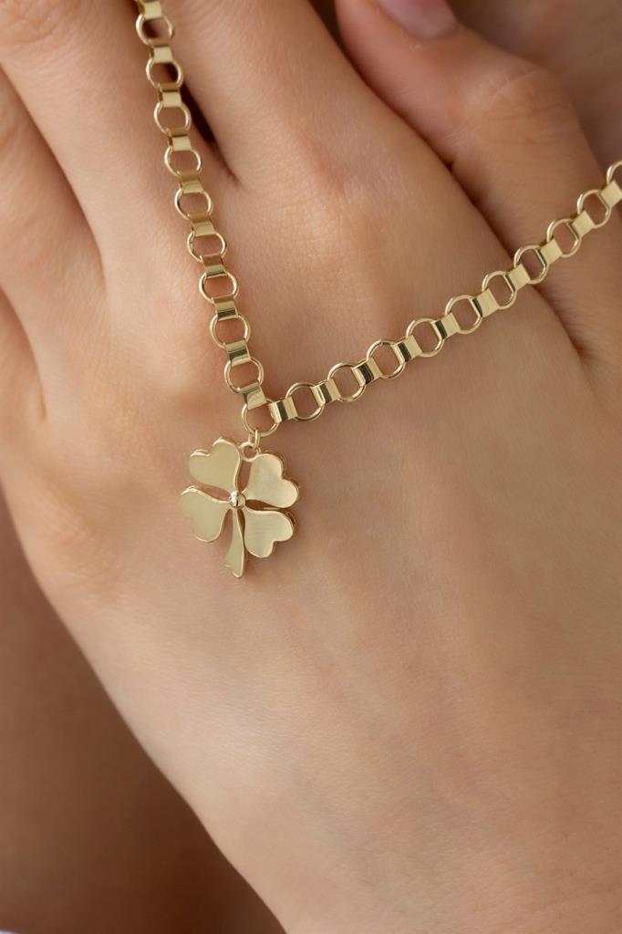 Golden -Hearted Clover Necklace