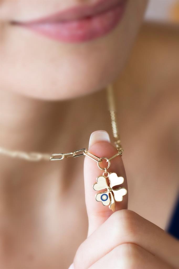 14 Carat Gold Heart Clover Necklace