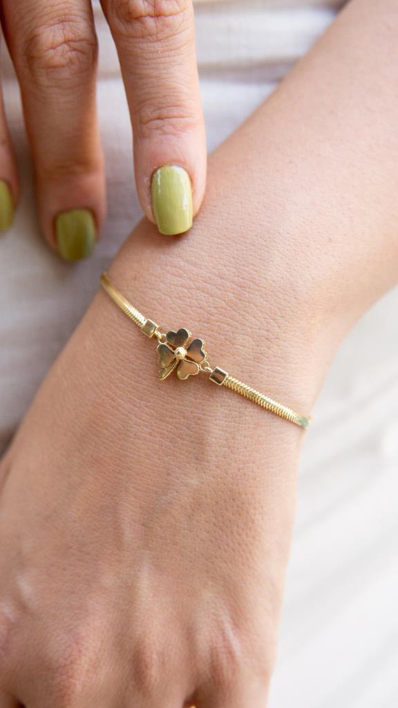 Gold Clover Bracelet