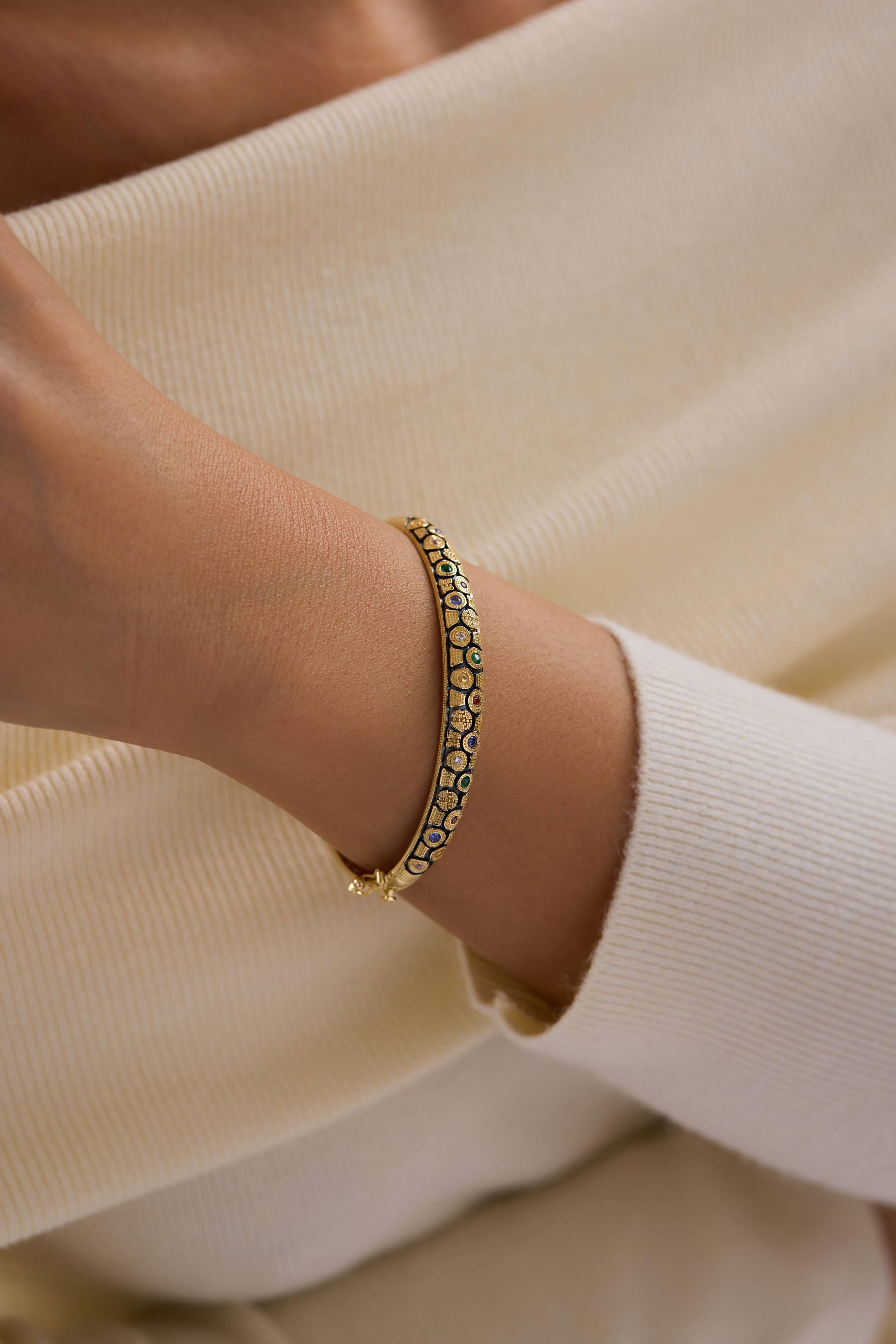 Antik Altın Kelepçe