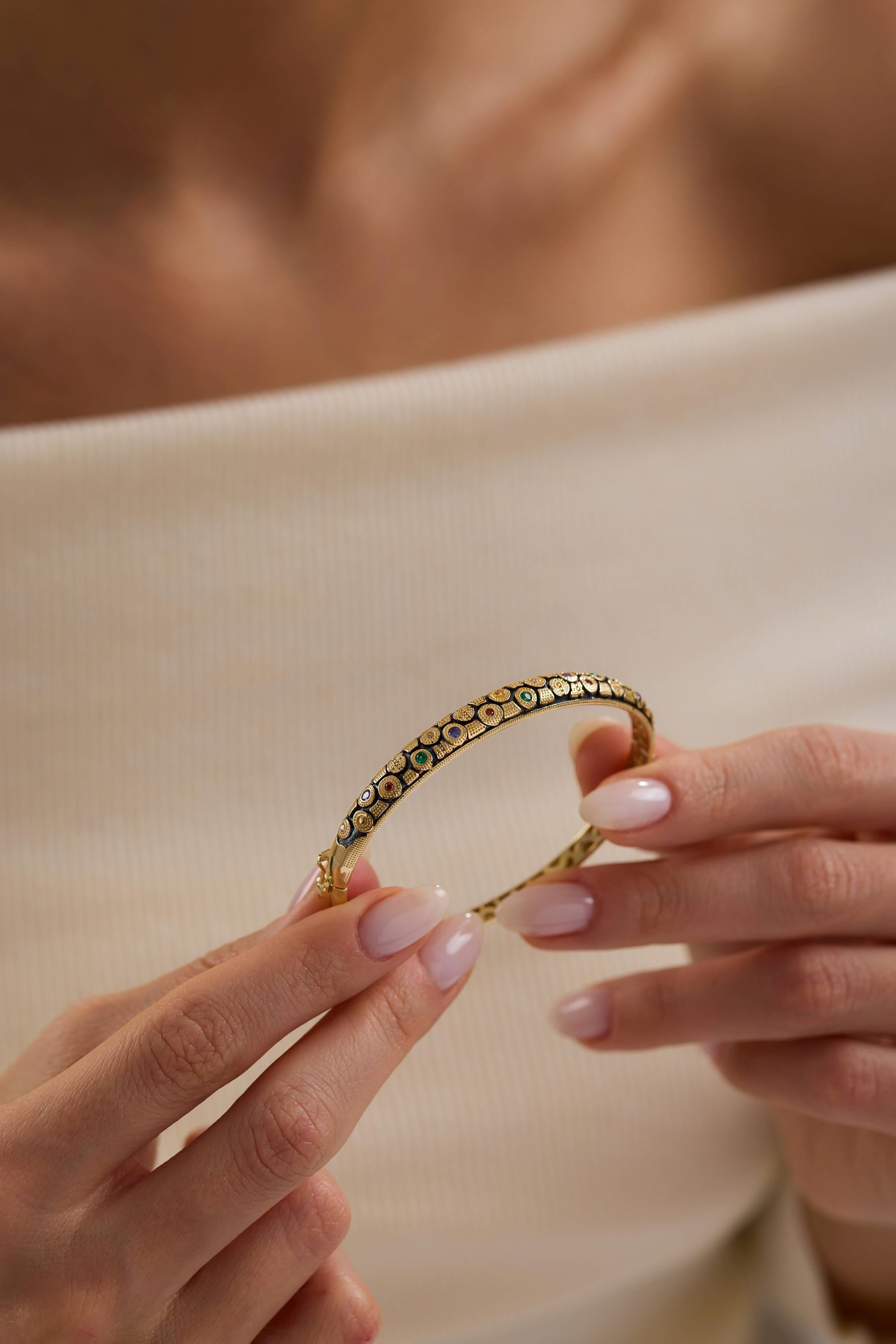 Antik Altın Kelepçe