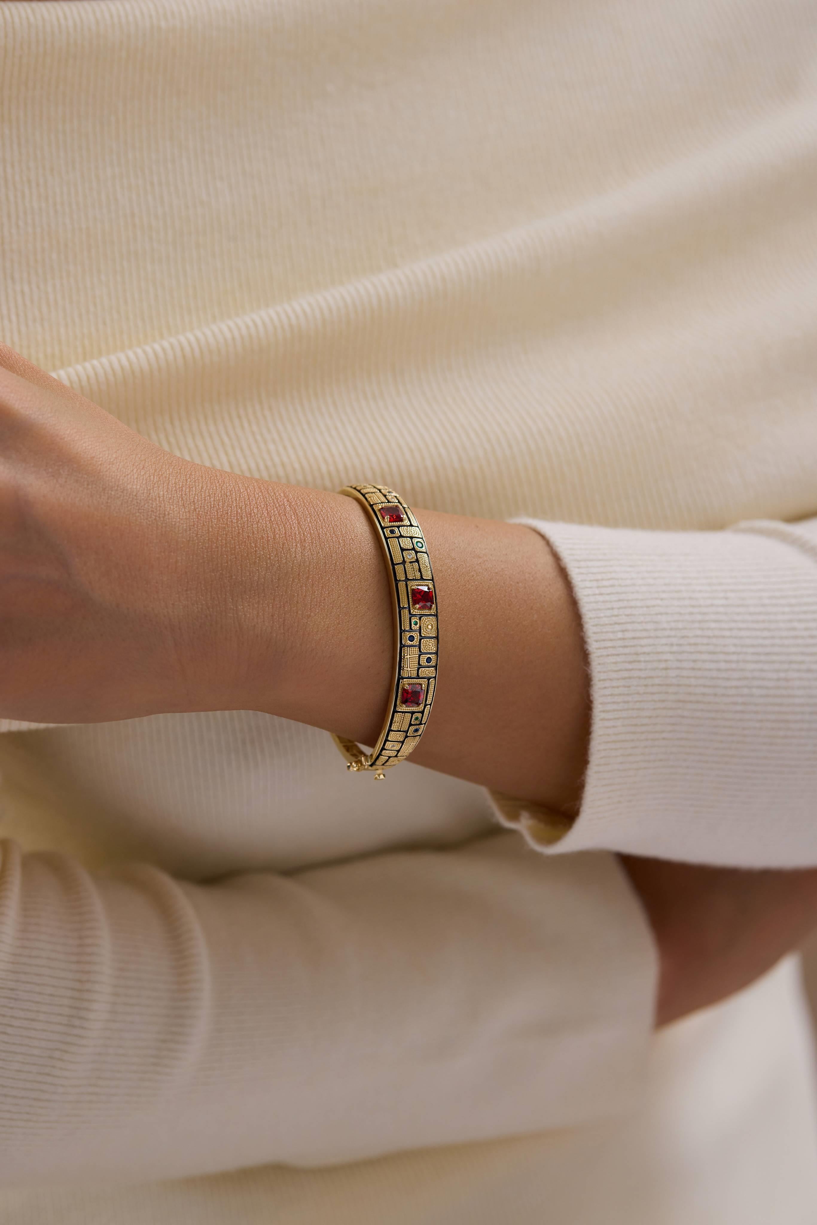 Antik Altın Kelepçe