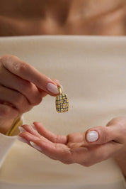 Antik Altın Kolye Ucu