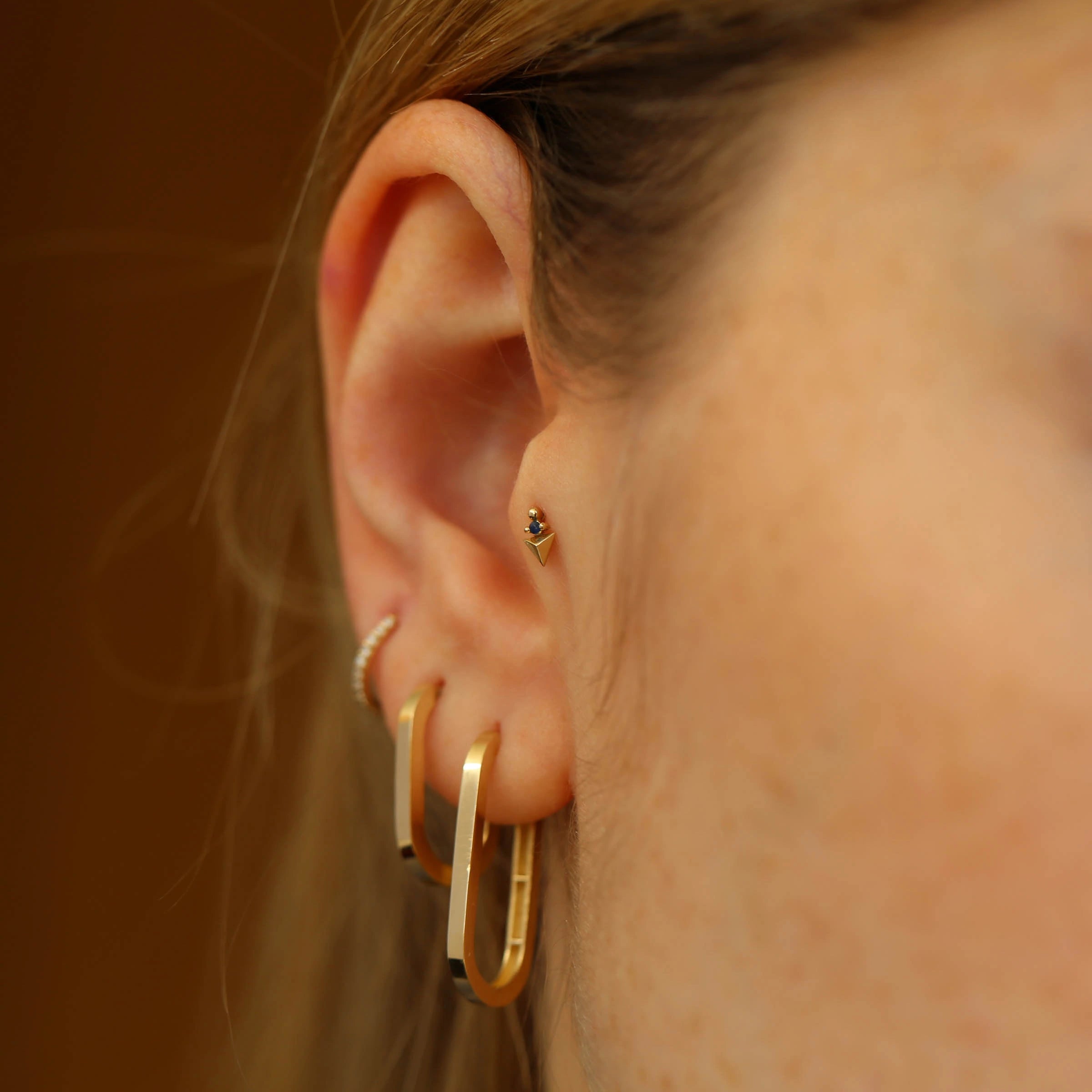 atea-blue-safir-tasli-sari-alrtin-piercing-181454.jpg