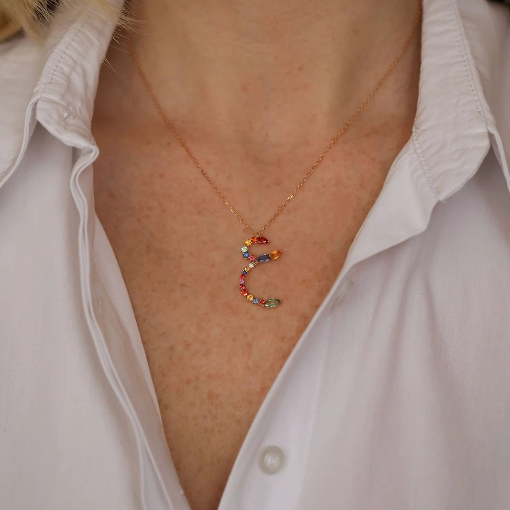 ع Ayn Harf 1.52 CT Multicolor Safir ve Pırlanta Taşlı Rose Altın Kolye