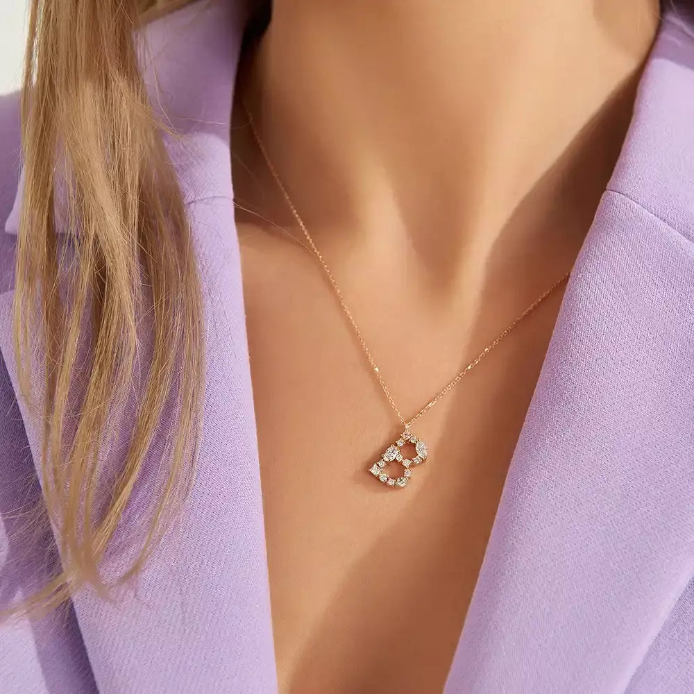 B Harf 0.64 CT Pırlanta Taşlı Rose Altın Kolye