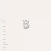 B Harf Pırlanta Taşlı Beyaz Altın Tek Küpe