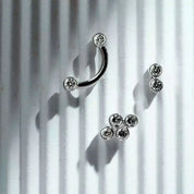 Bow Pırlanta Taşlı Beyaz Altın Mini Tek Küpe