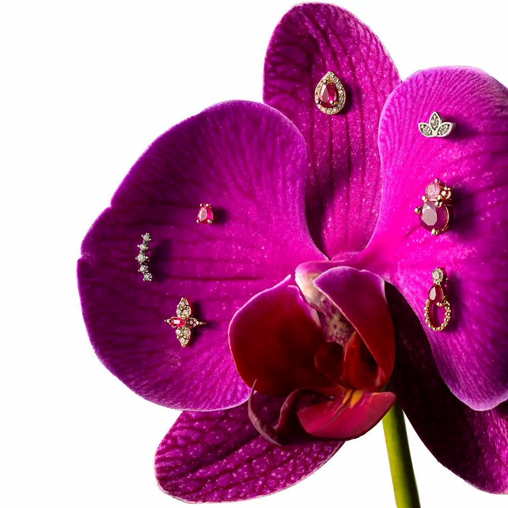 Bulb 0.18 CT Damla Kesim Yakut Taşlı Rose Altın Piercing