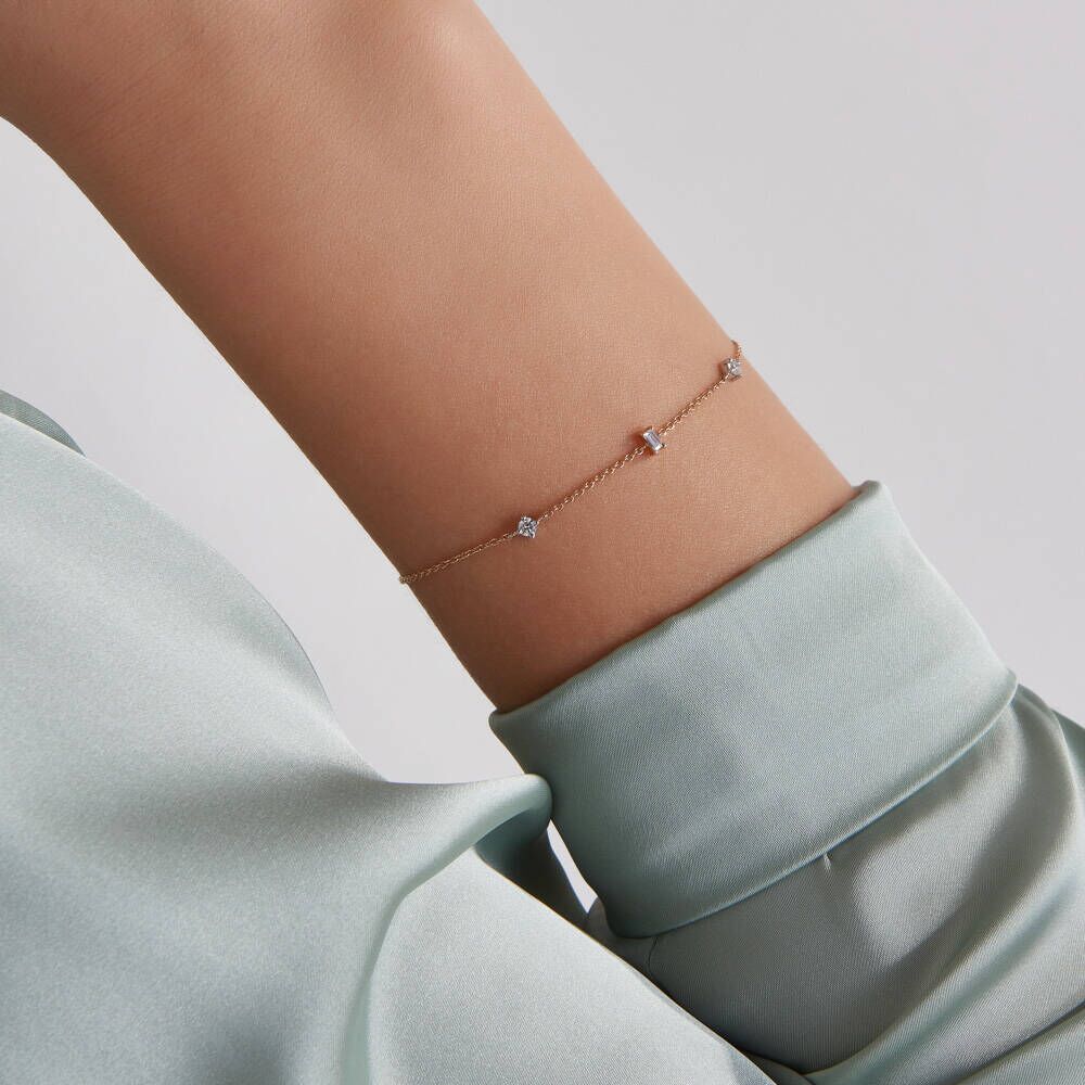 Cara 0.15 CT Baget Kesim Pırlanta Taşlı Rose Altın Bileklik