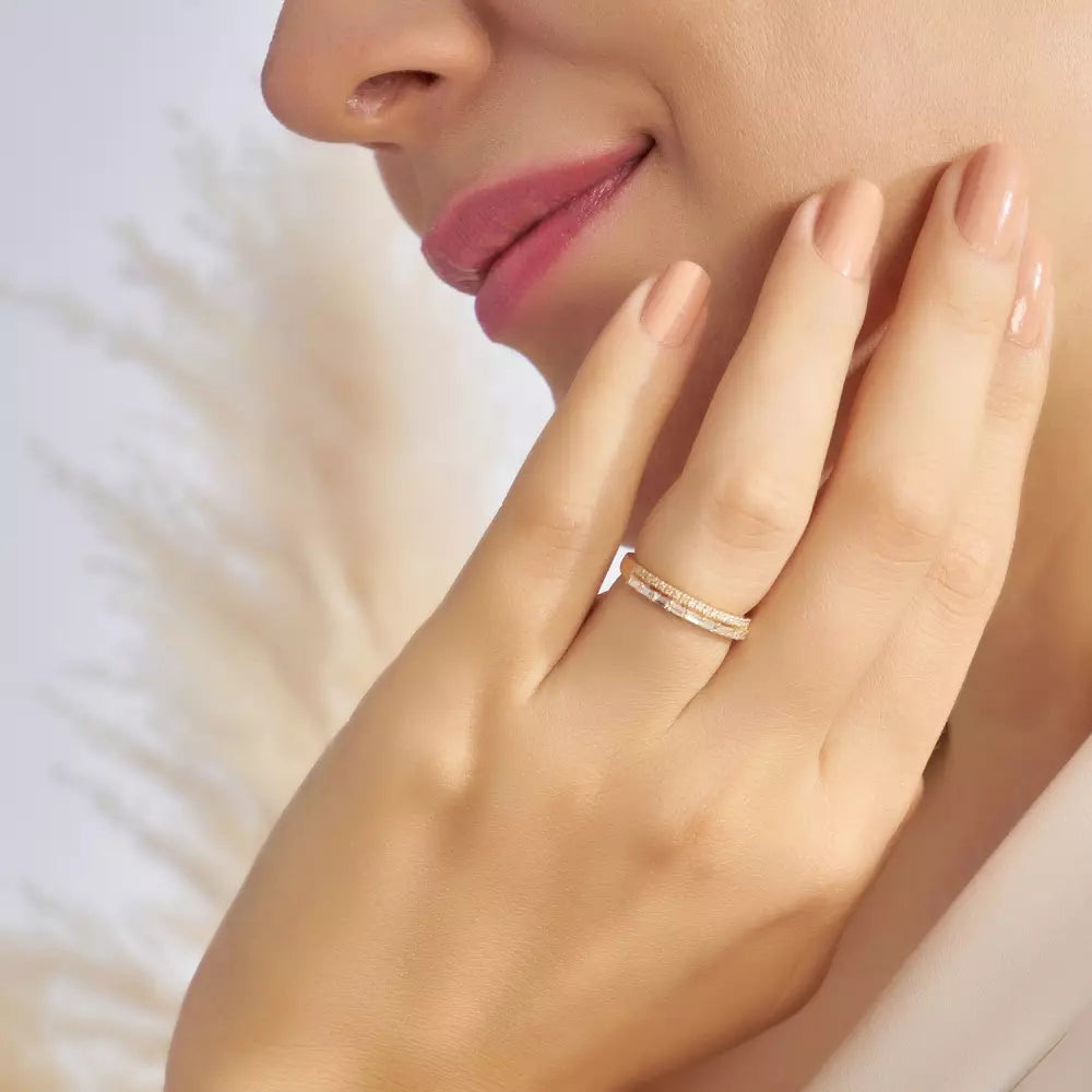 Carol Baget Kesim Pırlanta Taşlı Çiftsıra Yüzük