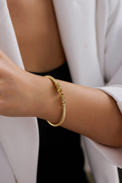 Cetaş Altın Twist Kelepçe