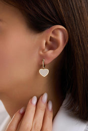 Cetaş Sedef Altın Küpe