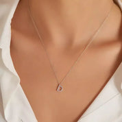 D Harf 0.09 CT Pırlanta Taşlı Beyaz Altın Kolye