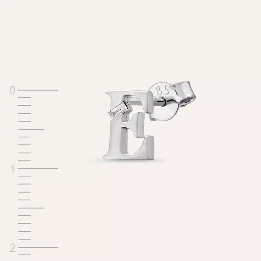 E Harf Pırlanta Taşlı Beyaz Altın Tek Küpe