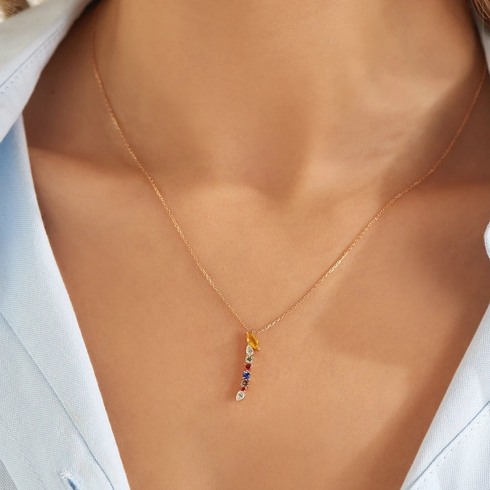 ا Elif Harf 0.76 CT Pırlanta ve Multicolor Safir Taşlı Rose Altın Kolye