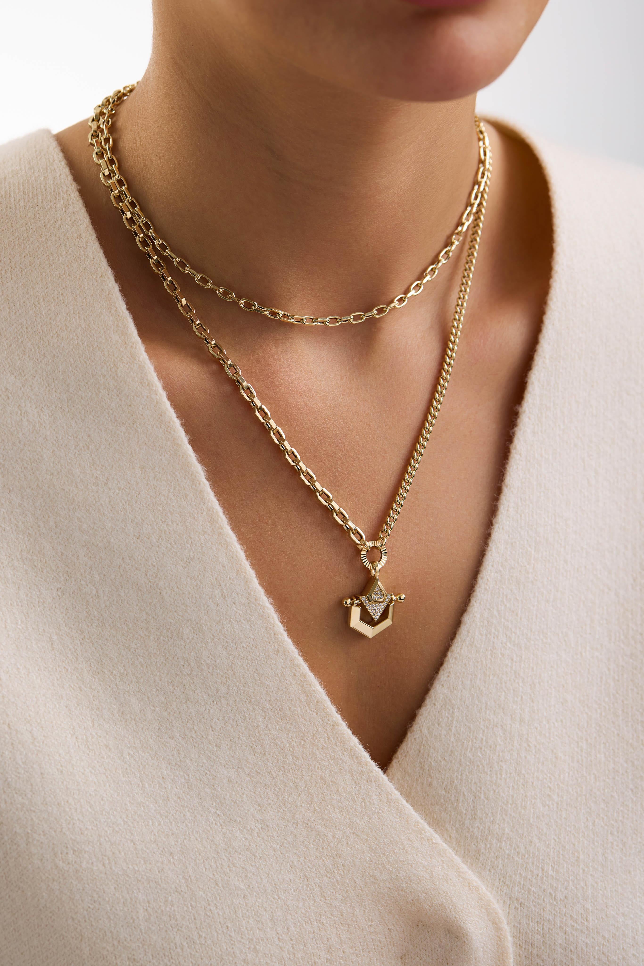 EMA Tasarım Altın Kolye