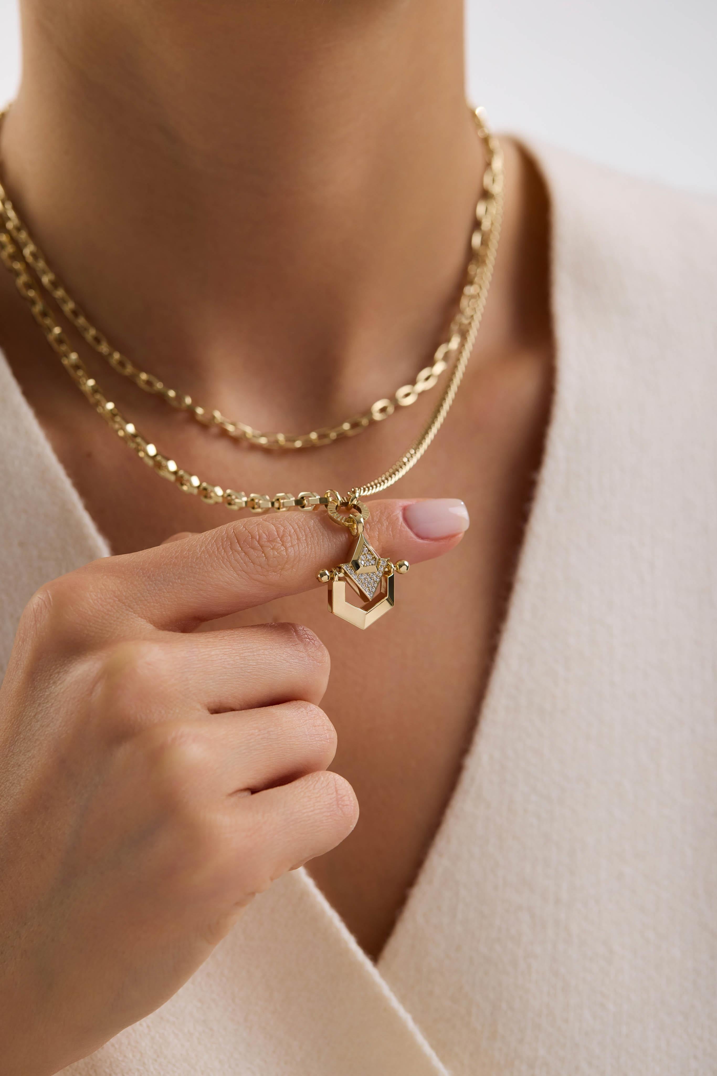 EMA Tasarım Altın Kolye