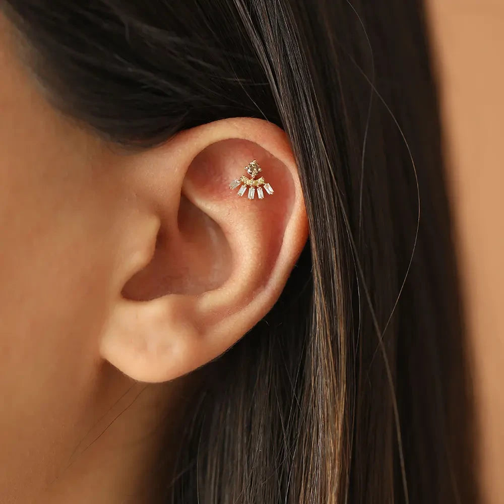 Enif Yellow Safir ve Baget Pırlanta Taşlı Rose Altın Piercing