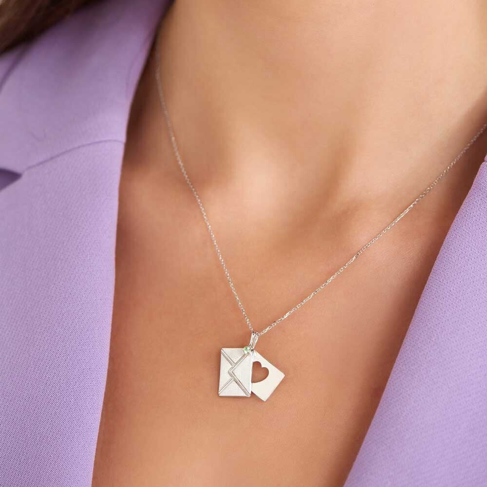 Envelope Green Safir Taşlı Beyaz Altın Kolye