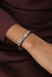 Gece Gündüz Altın Kelepçe