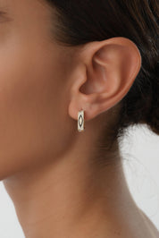 Gece Gündüz Altın Küpe