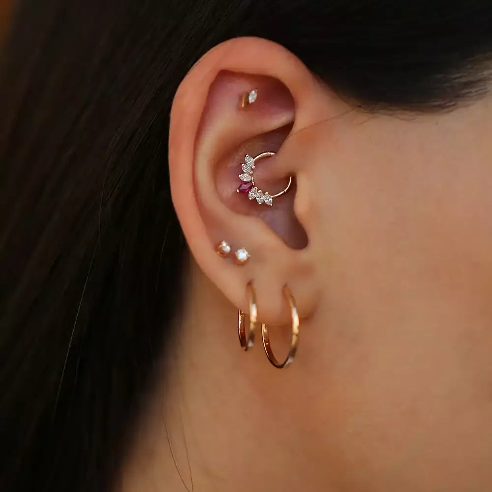 Gleam Pırlanta ve Yakut Taşlı Rose Altın Halka Piercing