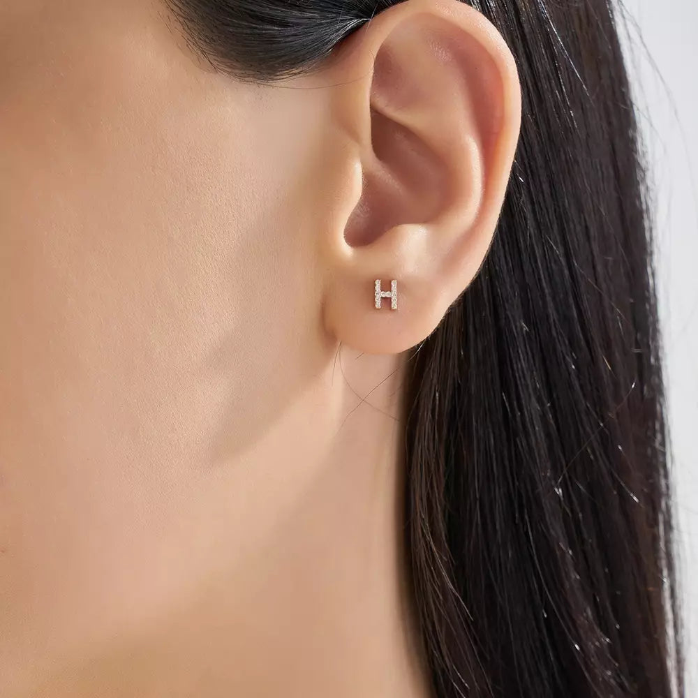 H Harf Pırlanta Taşlı Rose Altın Tek Küpe