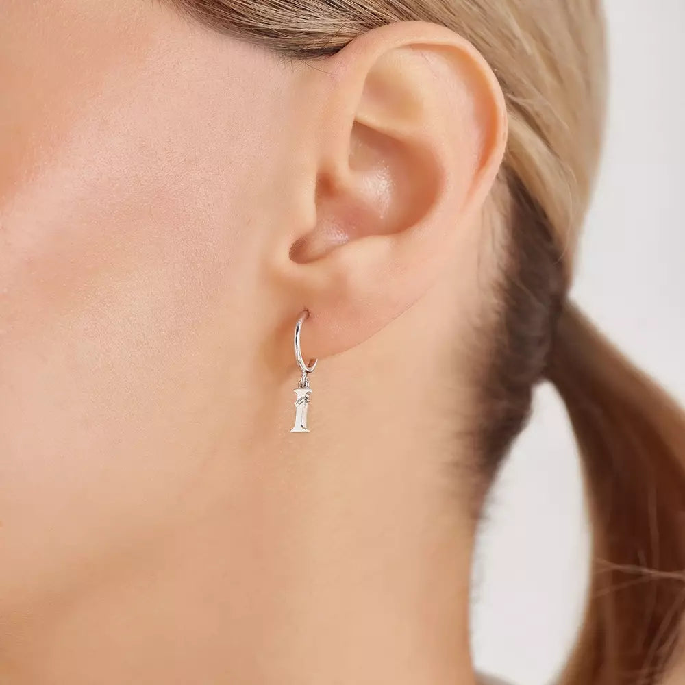 I Harf Pırlanta Taşlı Sallantılı Beyaz Altın Küpe