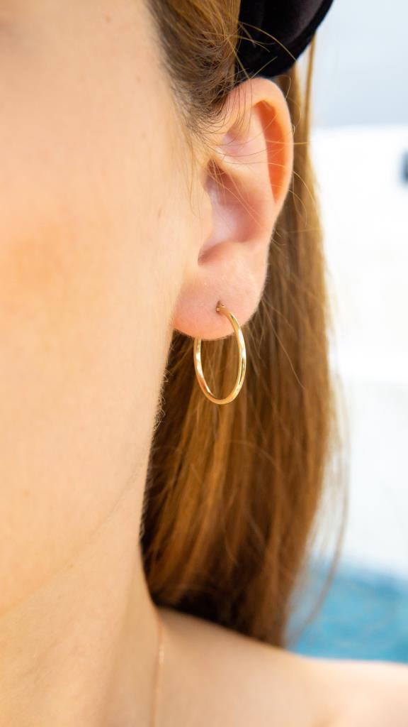 Thin Hoop Earrings 2 Cm