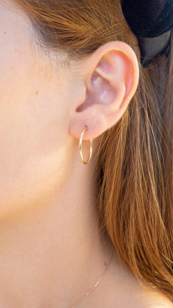 Thin Hoop Earrings 2 Cm