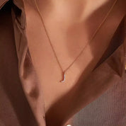 J Harf 0.05 CT Pırlanta Taşlı Rose Altın Kolye