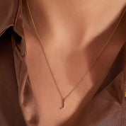 J Harf 0.05 CT Pırlanta Taşlı Rose Altın Kolye
