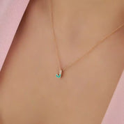 J Harf Pırlanta Taşlı ve Yeşil Mineli Rose Altın Kolye