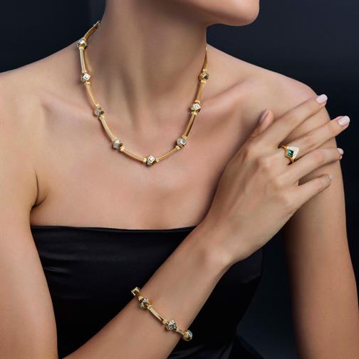 Kare Taşlı Silindir Kolye