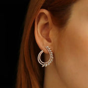 Leavi Pırlanta Taşlı Rose Altın Küpe