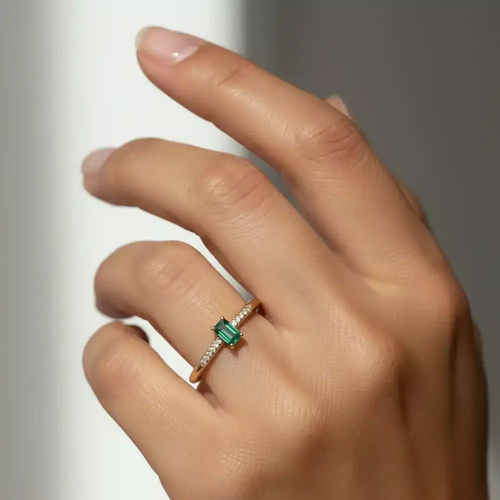 Lena Green Safir ve Pırlanta Taşlı Sarı Altın Yüzük