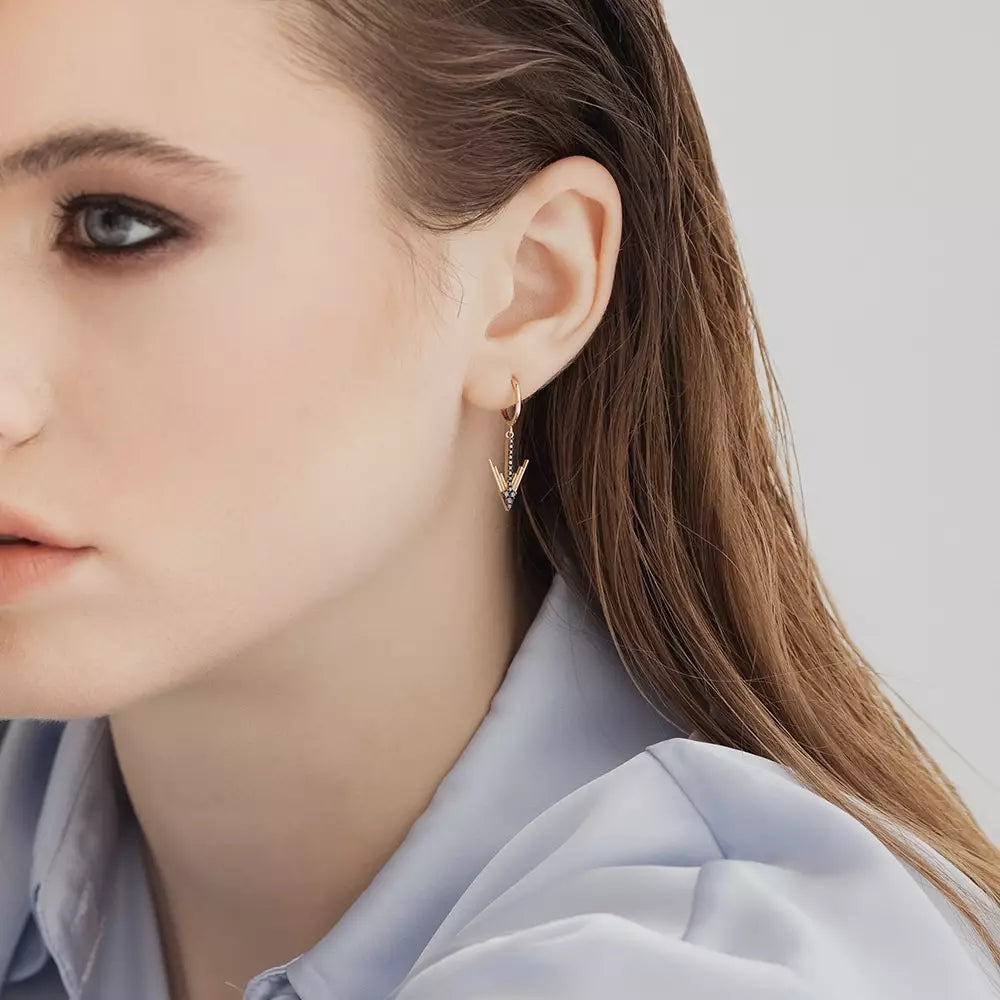 Luvia Siyah Pırlanta Taşlı Rose Altın Küpe