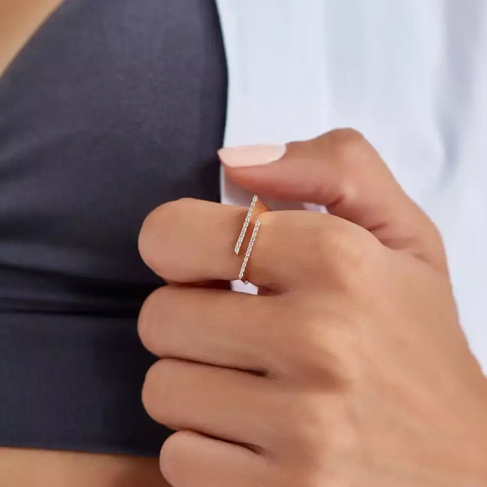 Linear 0.10 CT Pırlanta Taşlı Rose Altın Yüzük