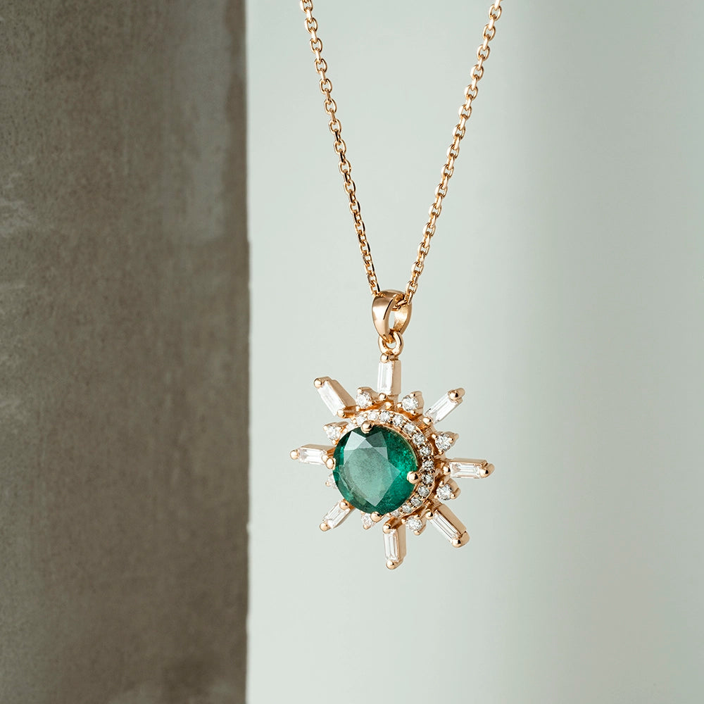 Marcel 1.93 CT Zümrüt ve Baget Pırlanta Taşlı Rose Altın Kolye