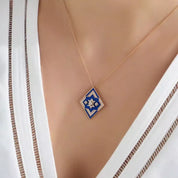 Megrez Pırlanta Taşlı ve Lacivert Mineli Kolye