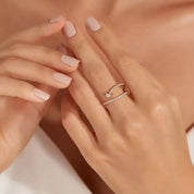 Meteoroid Baget Pırlanta Taşlı Rose Altın Yüzük