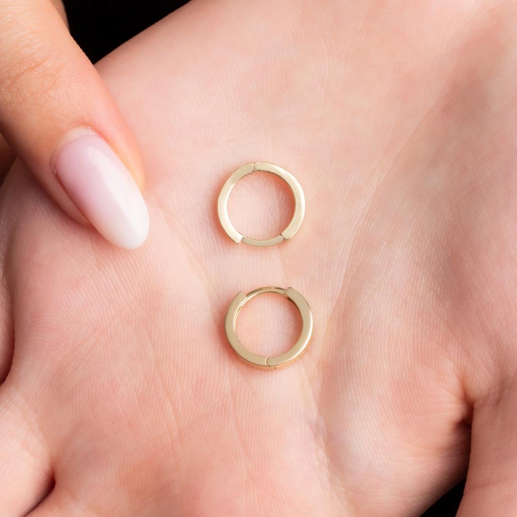 Minimal Flat Hoop Earrings