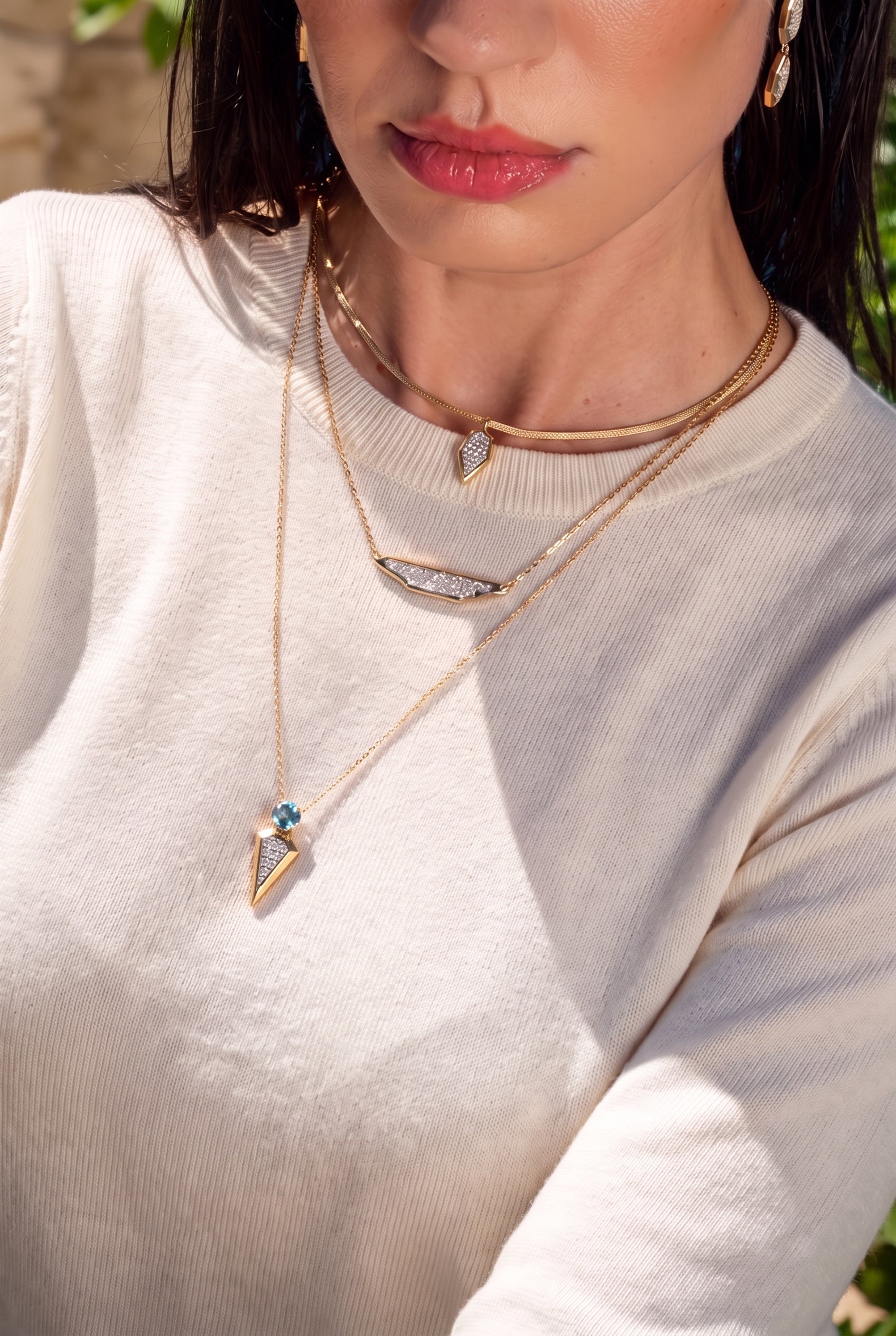 14 Ayar Taşlı Damla Choker Altın Kolye