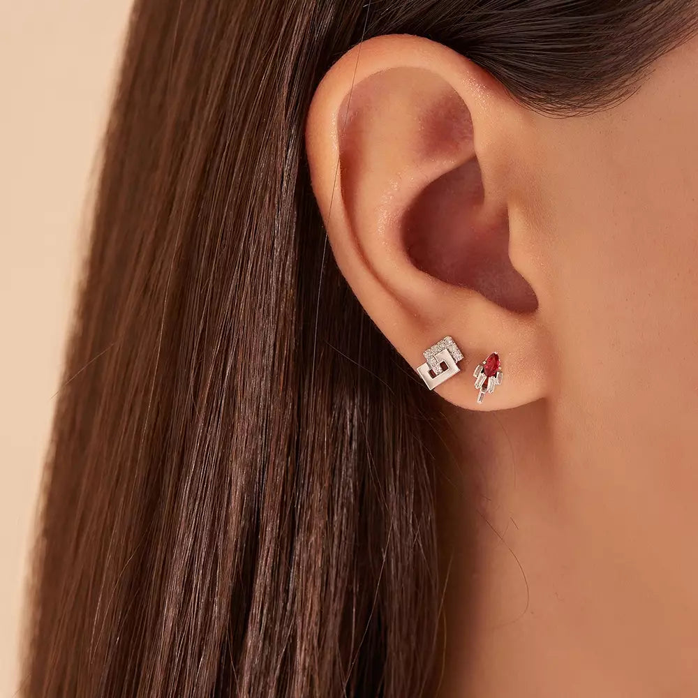 Nest Pırlanta Taşlı Beyaz Altın Tek Küpe